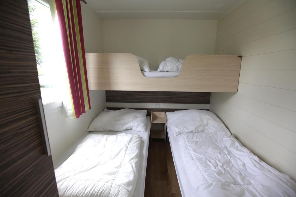 فندق Zlatníkyفي  Camping Oase Praha الغرفة الصورة
