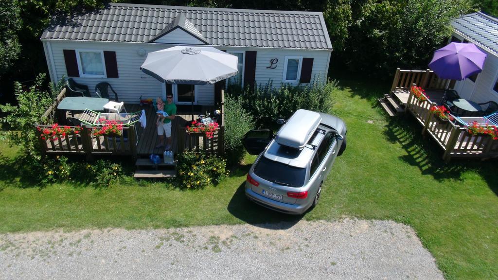 فندق Zlatníkyفي  Camping Oase Praha المظهر الخارجي الصورة